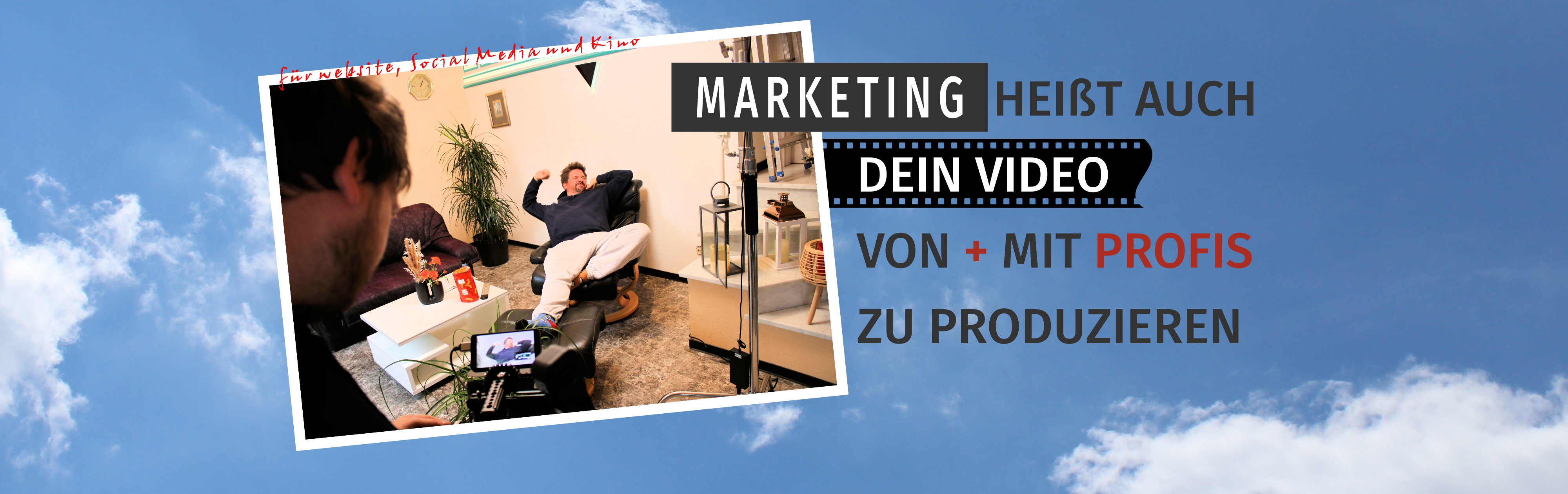Himmelbild mit Text und Bild von Dreharbeiten